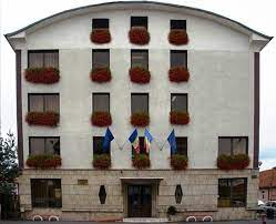 Gyuri cind recalculati pensia anticipate inainte de 2016 legea 216 23 11 2017 au trecut 3 lunl macar atita bun simti ar trebui sa aveti sa informati oameni ca fiecare asteapta pensia marita. Casa Judeteana De Pensii Brasov Home Facebook