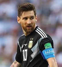 If you need a stylish cut that can withstand a lot of activity, check out these top 10 lionel messi haircuts. 45 Winning Messi Haircuts 2021 Charming Looks For Guys