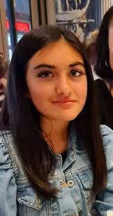 Kelly Cable's Instagram, Twitter & Facebook