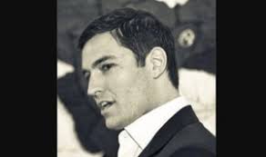 Standard Chartered hired Credit Suisse's axeman for Singapore