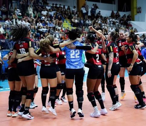 🏐🌎 SESC FLAMENGO &Eacute; CAMPE&Atilde;O CARIOCA! 🏆 O Sesc RJ Flamengo conquistou o Campeonato Carioca feminino ao vencer o Fluminense por 3 sets a 0, com parciais de 25-18, 25-21 e 25-23.