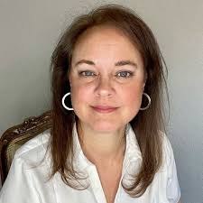 Aimée Hebert Tellepsen (@aimee.cat) • Threads, Say more