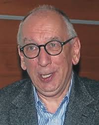 Staples je še v "delovni fazi"