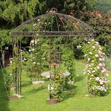 Schaffen Sie Sich Mit Einem Eisenpavillon Einen Sommersitz Im Eigenen Garten Lauschiger Ruckzugsort Zum Traumen Garten Pavillon Rosenpavillon Pavillon Ideen