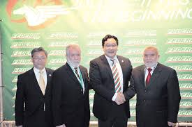 泰豐輪胎經營權之爭再起，南港提案解任3獨董（資料照） 〔記者楊雅民／台北報導〕老牌輪胎廠泰豐 （2102） 經營權之爭戰火再度延燒，大股東南港輪胎 （2101）提案擬在今年股東會，解任泰豐提名的3席獨立董事李天祥、左偉莉、周倖如，分別由股東南港輪胎、計然投資顧問公司、林桂榛行使提案. å¼é²ç­ç¥å¤¥ä¼´å éä¸­å£¢å» åå°éç¼ é'è ç¨å å·¥åæå ±