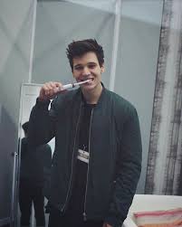 Ask anything you want to learn about wincent weiss by getting answers on askfm. Kunst Rasenbonn Kunstrasenfestival Profil Pinterest