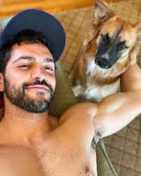 Christopher Bencomo's Instagram, Twitter & Facebook