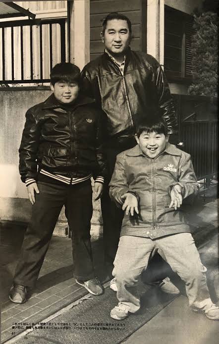 KB on X: "RT @teragram_oen: パパ貴と若貴兄弟" / X