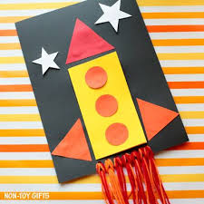 If dad loves baseball, then make him this cute card! Diy Father S Day Card For Kids To Make I Love You To The Moon And Back Dad A Fun And E Fathers Day Crafts Diy Father S Day Cards Handmade Father S Day