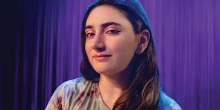 Alumna Follows Familiar Script to Comedy Fame by Joining Groundlings