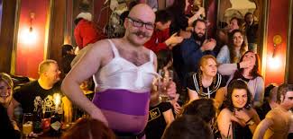 Public Viewing: Porno-Karaoke, immer samstags wird gestöhnt - WELT