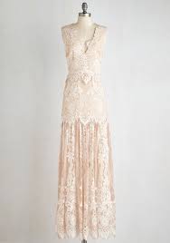 We may earn commission from the links on this page. 20 Breathtaking And Budget Friendly Wedding Dresses Chic Vintage Brides
