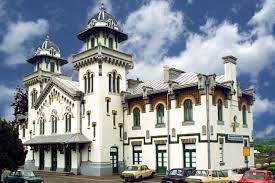 Clinica dispune de un număr foarte mare de pacienți. Mesh Makeover For Royal Train Station Receiving King Michael S Casket Romania Insider