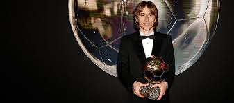 Consultez les dernières infos ballon d'or et retrouvez les articles, vidéos, commentaires et analyses en un même lieu. Modric Ballon D Or 2018 Real Madrid Cf