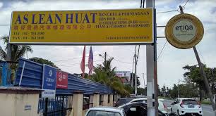 Ia melindungi cermin hadapan, belakang, cermin pintu dan sunroof anda. Malaysian Panel Repair Workshop Directory