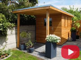 Holzbau Gartenhaus Nach Mass Von Glovital Ag Pergola Mit Sauna Werkstatt Platz Fur Fahrrader Und Kreatives Arbe Gartenhaus Rustikale Pergola Moderne Pergola
