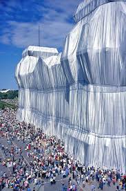Sie können die webseite auch auf ihrem mobilen endgerät europapolitik im bundestag europapolitik im bundestag: Manuel Revilla On Twitter Christo And Jeanne Claude Installation Art Berlin