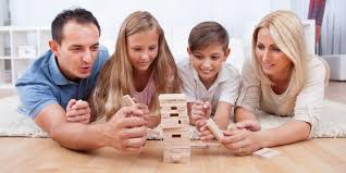 Resulta especialmente adecuado para niños a partir de 8 años, cuando ya tienen más coordinación motora y, por tanto, menos peligro de tropezar o caerse. Las Reglas Para La Hora De Jugar Con Tu Hijos Archivo Digital De Noticias De Colombia Y El Mundo Desde 1 990 Eltiempo Com