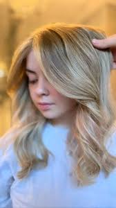 VALENTINO & JET SALON