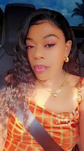 Nicole Holston's Instagram, Twitter & Facebook