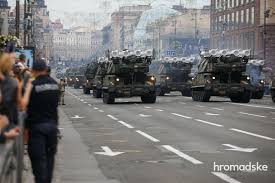 Тренування курсанток військового інституту київського національного університету імені тараса шевченка проходять двічі на день. Npq9 Gsty9gnim