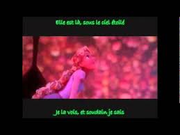 Et dans la douceur du soir je sens que le monde a changé maintenant tout semble différent je veux croire en vous je veux croire en nous. Raiponce Je Veux Y Croire Karaoke Instrumental Chords Chordify