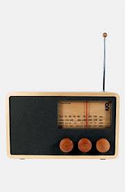 How Cool Is This Radio And It S On Sale Perfect Fashionsoawesome Radio Design Radio Retro Radios