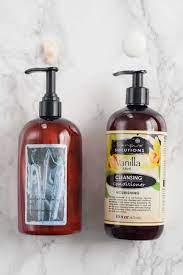 The exact proportions vary, but most people recommend starting with a solution of 1 to 2 tablespoons (15 to 30 ml) of apple cider vinegar and 1 cup (240 ml) of water. My Go To Cleansing Conditioner Bit Bauble