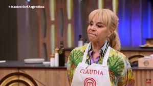 Que Pasara Con Claudia Villafane En Masterchef Celebrity Tras La Muerte De Maradona Voxpopuli Tu Voz Es Noticia