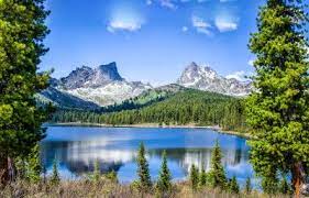 With the best free online jigsaw, you'll never lose a piece under the table again! Mountain Lake Landscape Puzzle In Great Sightings Jigsaw Puzzles On Thejigsawpuzzles Com Play Full Screen Enjoy Puzzle Lake Landscape Mountain Lake Landscape