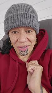 We never got a Honeymoon night 🤣. But my besties got to use the hotel  room, drink the booze, rage it up 🤣🤣🤣. AND Howies cousin even walked  past the house and lit some fireworks to wake us up to go ...