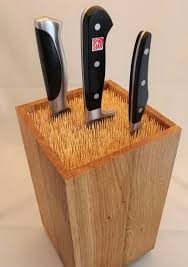 Fill An Old Box With Skewers To Make An Universal Knife Block Diy Pinterest Astuces Deco Rangement Et Truc Astuce