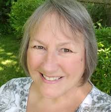 Which pizza place is better in Methuen, Anthony's Pizza Place or Royal  House?