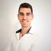 40+ perfiles de «Alberto Almeida»