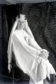 Lawrence of arabia (1962) is david lean's character study of t. The Life Of T E Lawrence Lawrence Of Arabia Historical People History