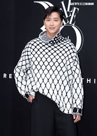 閒聊 全明星運動會第三季登錄名單 分享給朋友 簡單查一下 前運動員 吳霏 104全中運撐桿跳金牌（四米二） 王子（邱勝翊）國中全國百米第九名 無尊（謝駿毅）98年全國青年盃高男1600接力全國第五（33秒717） 徐謀俊：景興國中籃球隊隊長。 Bsmmsmpgesi4jm