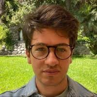 10+ perfiles de «Daniel Eguiguren»