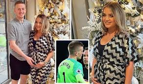 He was born in born in washington, tyne and wear, england. Jordan Pickford Everton Goalie Cradles Wife To Be Megan Davidson S Baby Bump Celebrity News Showbiz Tv Express Co Uk