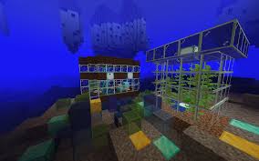 Entry into the butterfly house & aquarium. I Made This Little Simple House With A Little Aquarium Under Water Minecraft