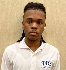 Crescent On The Yard