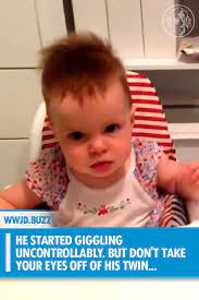 He Started Giggling Uncontrollably But Don T Take Your Eyes Off Of His Twin Funny Babies Cute Baby Videos Funny Videos For Kids