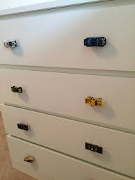 Hot Wheels Schubladenknopfe Autothema Autokommode Autoknopfe Baby Jungenzimmer Kleinkind Junge Zimmer Ideen Raumideen Diy