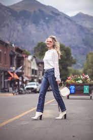 As the boots alone are flamboyant enough, the trick is to wear them with simple and basic outfits and accessories. White Boots How To Wear White Boots Fashion Blogger Erin Busbee Of Busbee Style In Downtown Telluride Colorado Busbee Style White Boots Outfit White Boots