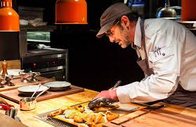 Il est l'organisateur complice et spécialiste gastronomique de la cuisine des restaurants m paul pairet femme. Paul Pairet Bio Net Worth Facts Age Height Nationality Affairs Family