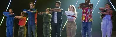 Fans already knew the internet personality was great at making videos and interviewing celebs on the red carpet, but netflix's latest dance flick proved she can also act and dance. Liza Koshy Wessels Filmkritik Com