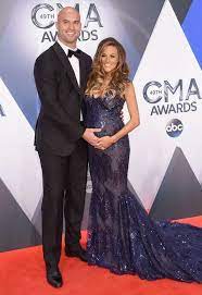 Jana rae kramer (born december 2, 1983) is an american country music singer and actress. Jana Kramer Height Weight Age Spouse Family Facts Biography