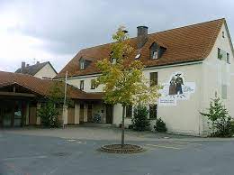 137 einträge haben erweiterte information wie öffnungszeiten oder firmenbeschreibungen. Gemeinde Hausen Oberfranken