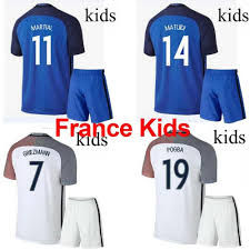 16 17 France National Team Kids Soccer Kits 2016 European Cup France Children Football Set 2017 Pogba Grriezmann M France National Team Soccer Kits Kids Soccer