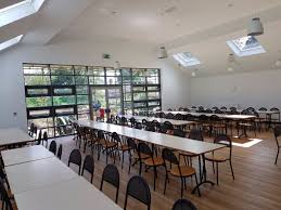 Both the dining room and morning room have fireplaces and doors leading into the conservatory opening onto a paved terrace used regularly for outdoor dining. Oswestry School Ø¹Ù„Ù‰ ØªÙˆÙŠØªØ± The Extension To The Dining Hall Is Coming Along Nicely The Interior Is Virtually Complete And Work Will Soon Be Starting On The Terrace Https T Co Vrb6qf7swp