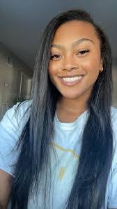 Rani Williams's Instagram, Twitter & Facebook